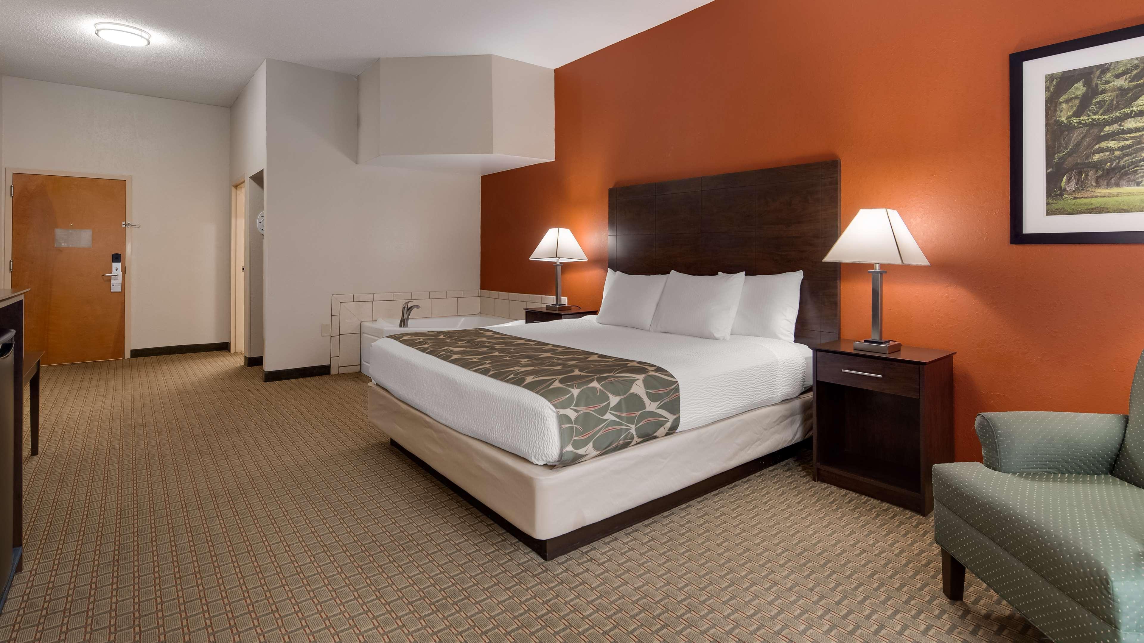 Best Western Executive Inn - Latta Berrys Crossroads Екстериор снимка