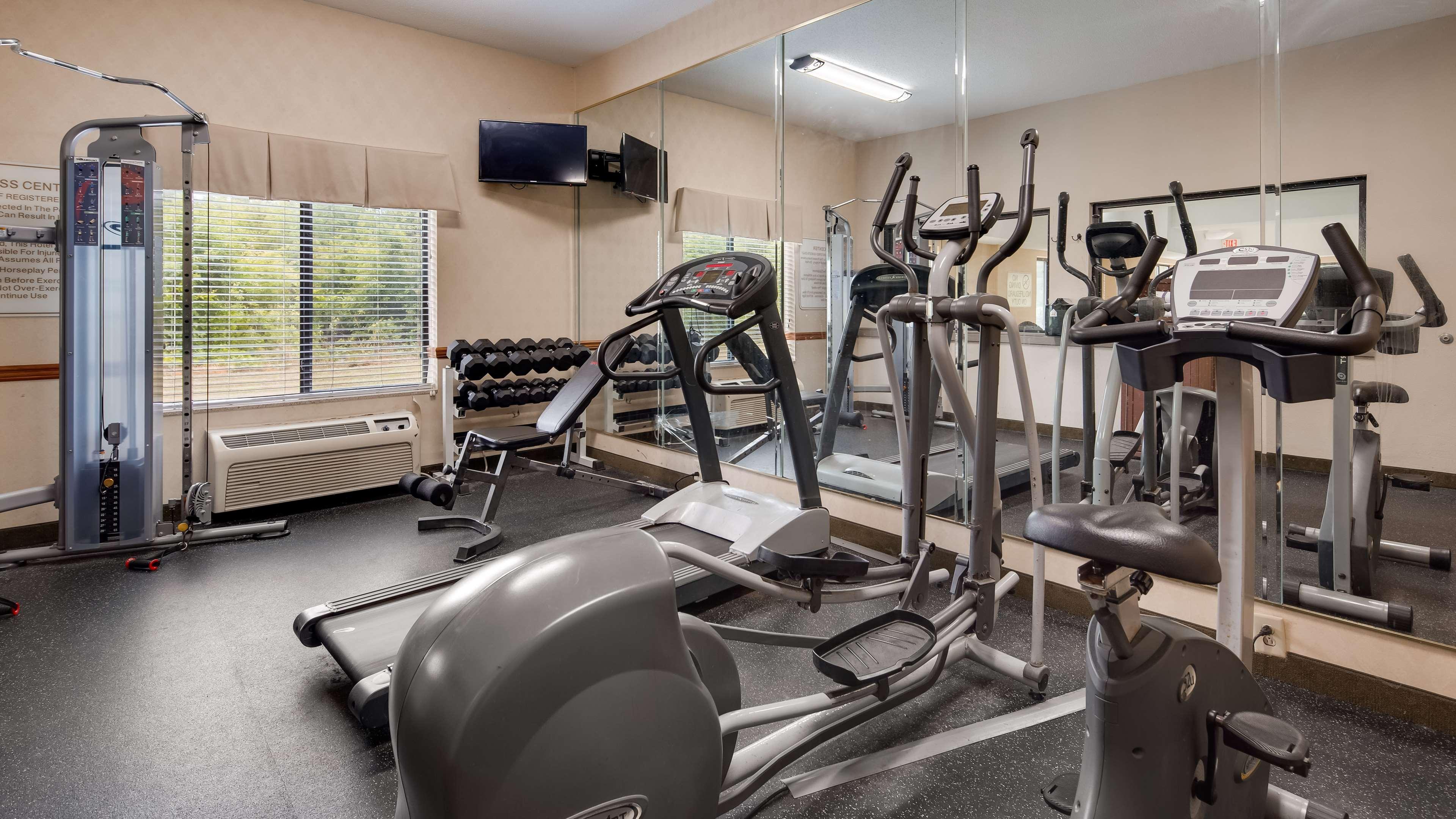 Best Western Executive Inn - Latta Berrys Crossroads Екстериор снимка
