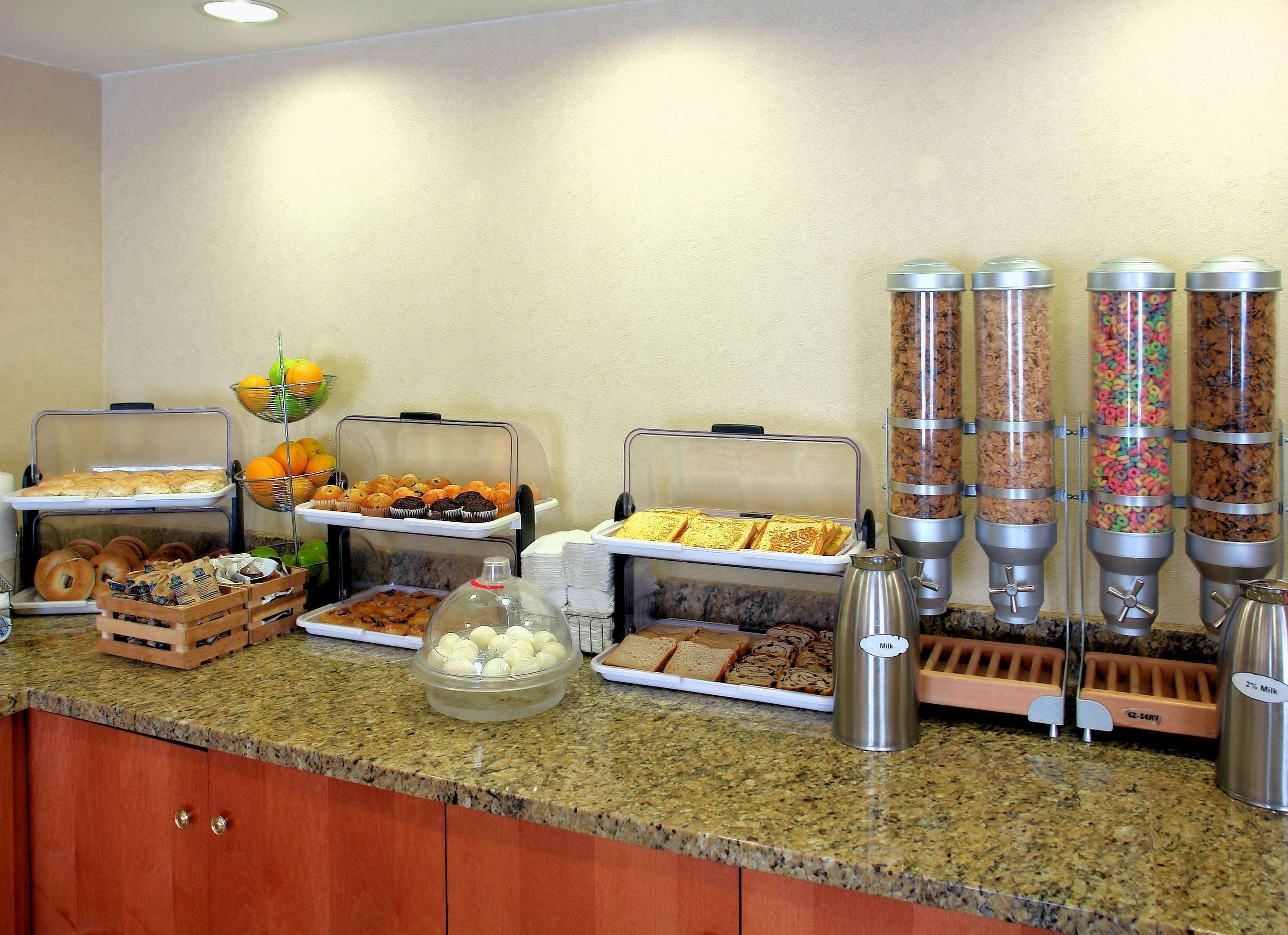 Best Western Executive Inn - Latta Berrys Crossroads Екстериор снимка