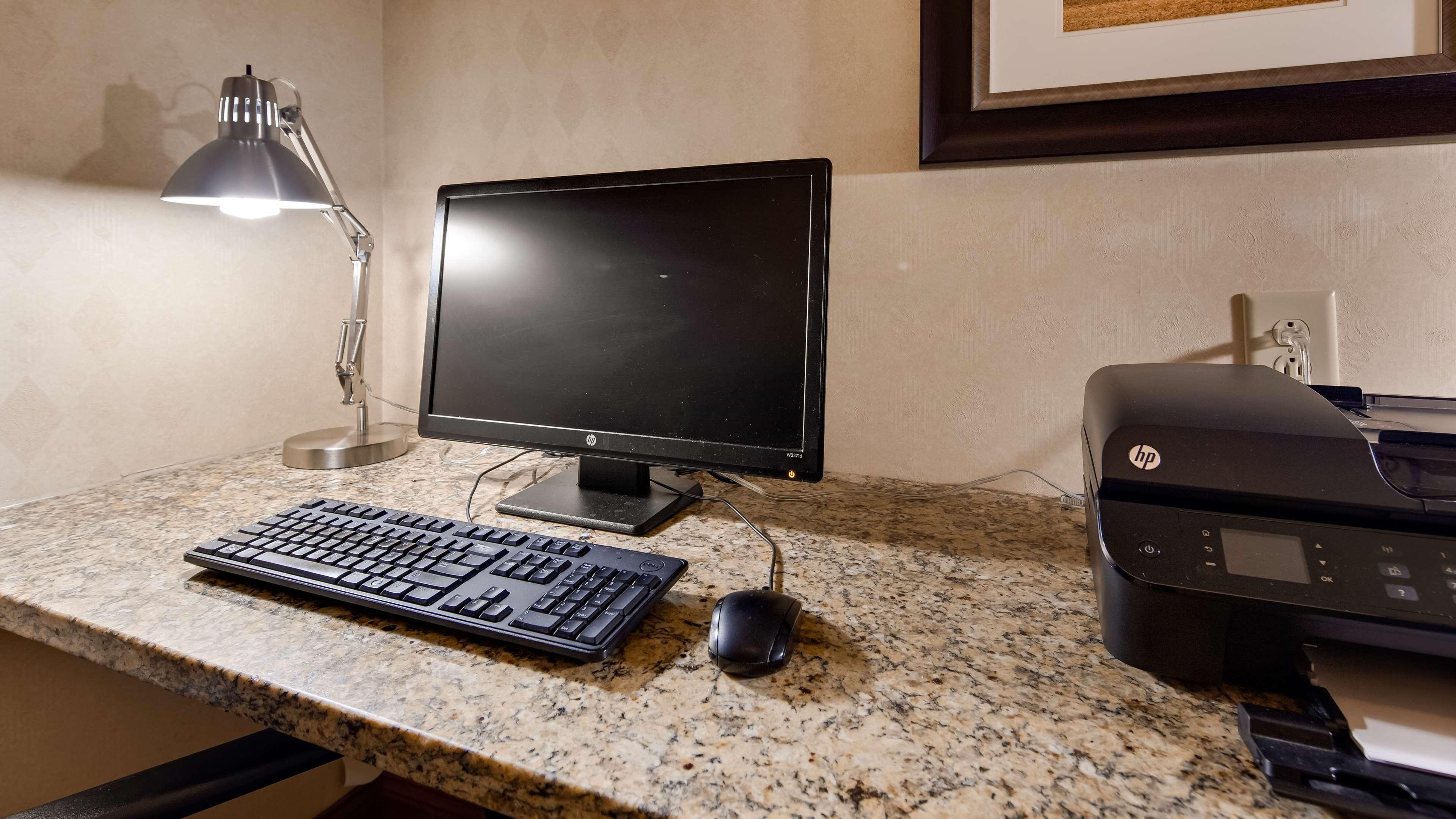 Best Western Executive Inn - Latta Berrys Crossroads Екстериор снимка